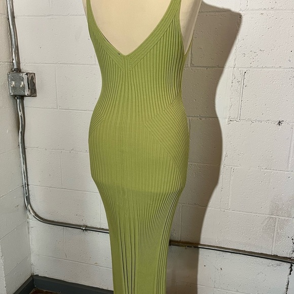 Lime green bodycon midi dress | Only worn once | Miss Lola - Picture 9 of 11